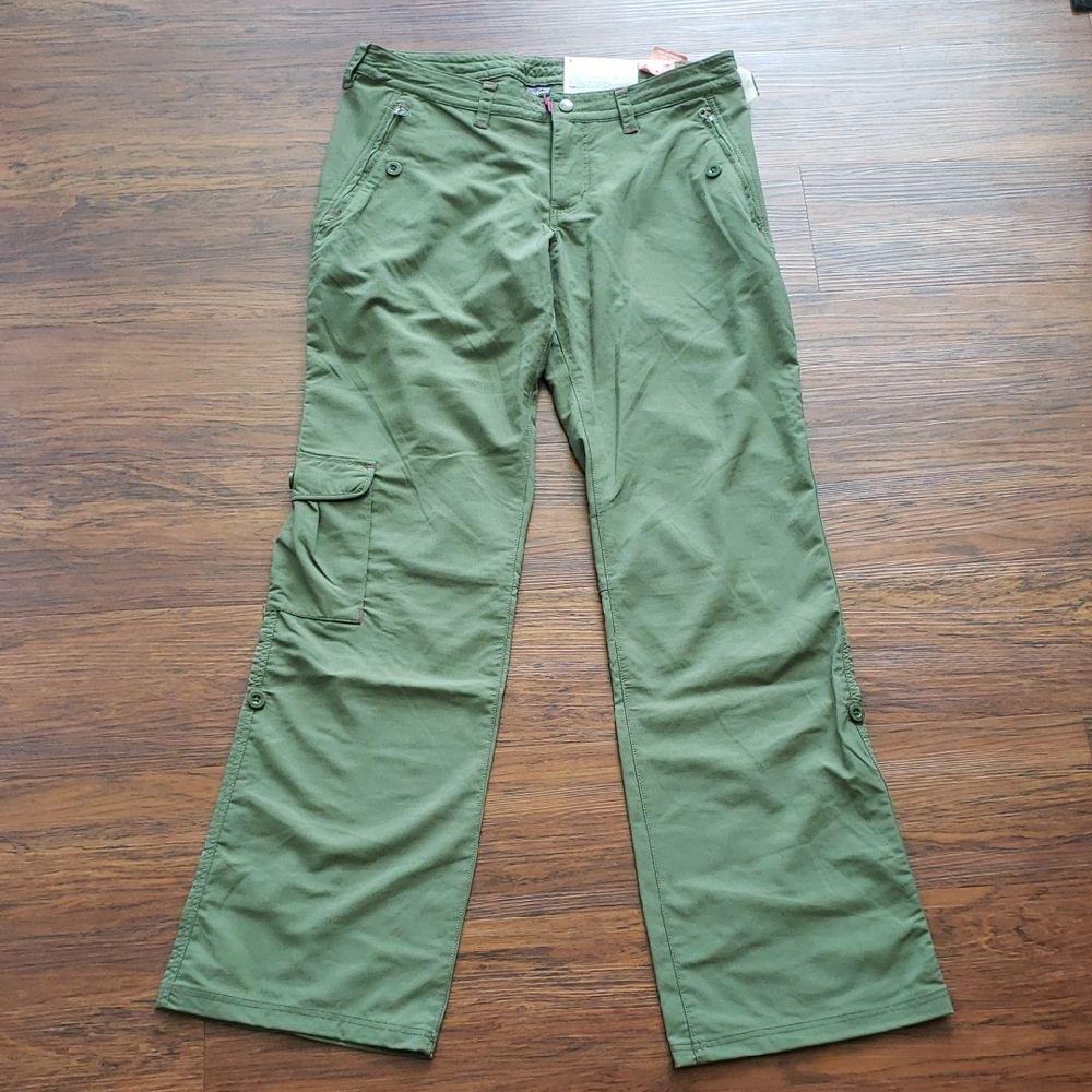 Patagonia Women's Green Edgy Athleisure Outdoor Summer Hiking Y2K Cargo Pants 8